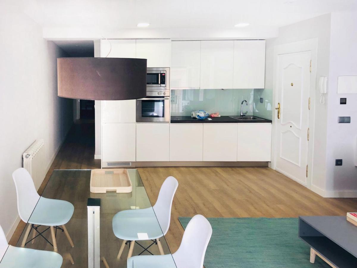 Apartamento En Pleno Centro Al Lado Catedral. Wifi. Apartment Burgos Luaran gambar